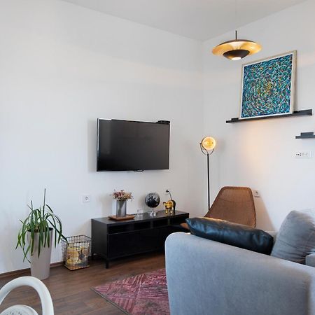 Polai Boutique Apartments With Free Parking Luaran gambar