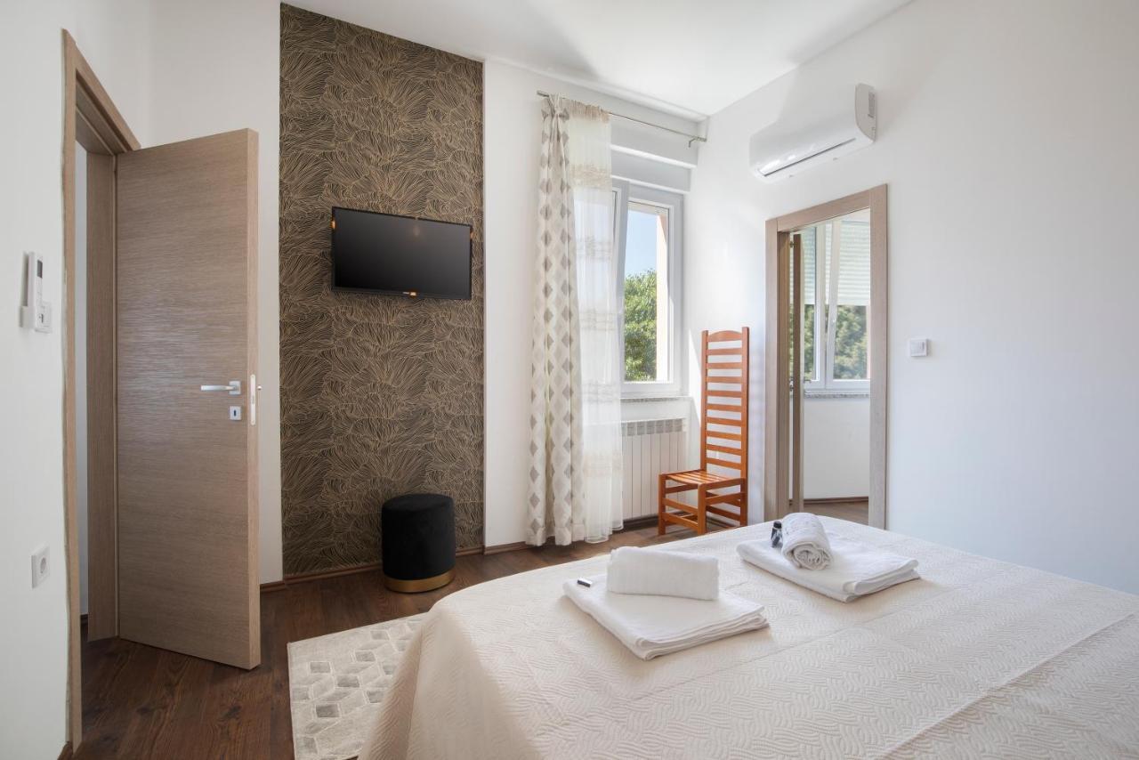 Polai Boutique Apartments With Free Parking Luaran gambar